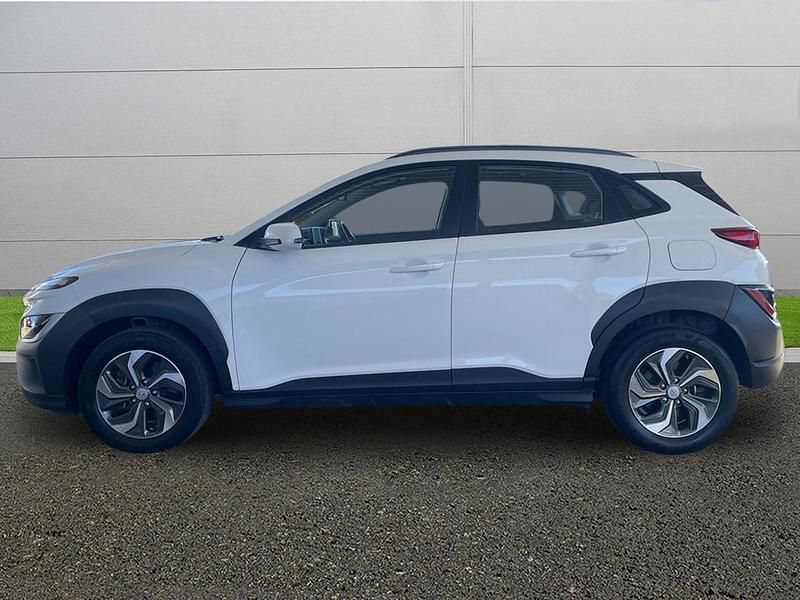 Used Hyundai Kona SE 141 HP (103 kW) 2021 White SUV