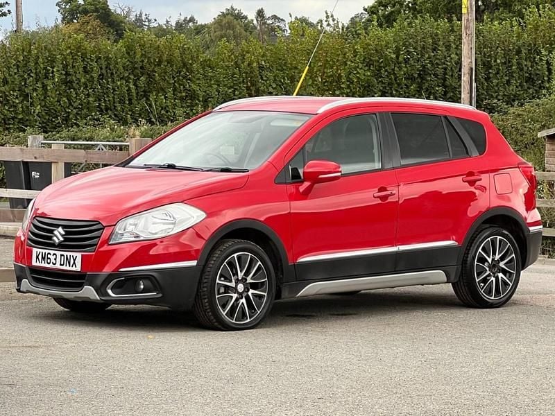 Red Used 2013 Suzuki SX4 S-Cross SZ-T SUV | £3,790 (Fair price) - Image 1/4