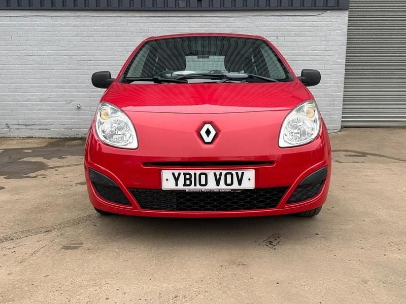 Used Renault Twingo Expression 2010 Red Hatchback