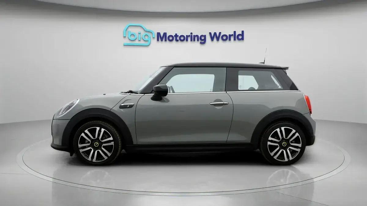 Used Mini Cooper SE Hatch 135 kW (184 HP) 2022 Hatchback