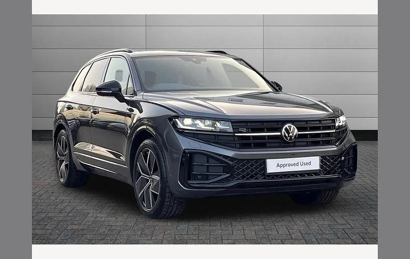 Used VW Touareg Black Edition 286 HP (210 kW) 2025 Silicon grey SUV