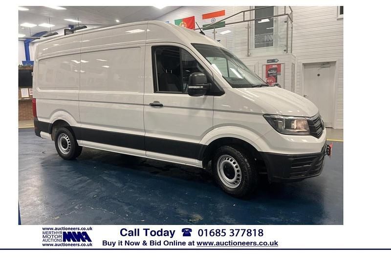 White Used 2019 VW Crafter Startline Van | £11,690 (Fair price) - Image 1/4
