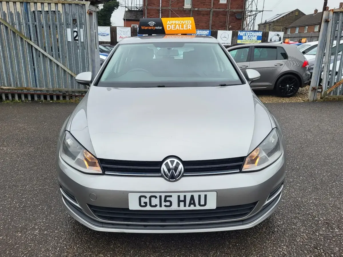 Used VW Golf VII S 105 HP (77 kW) 2015 Silver Hatchback