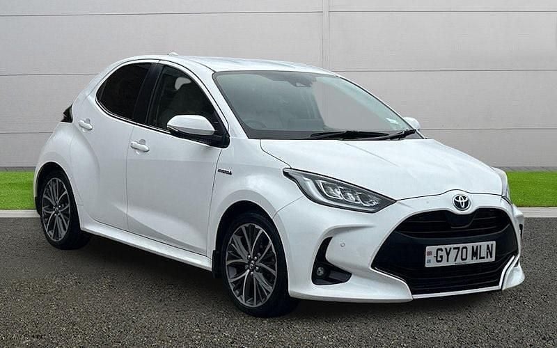 Used Toyota Yaris Hybrid 116 HP (85 kW) 2024 Hatchback