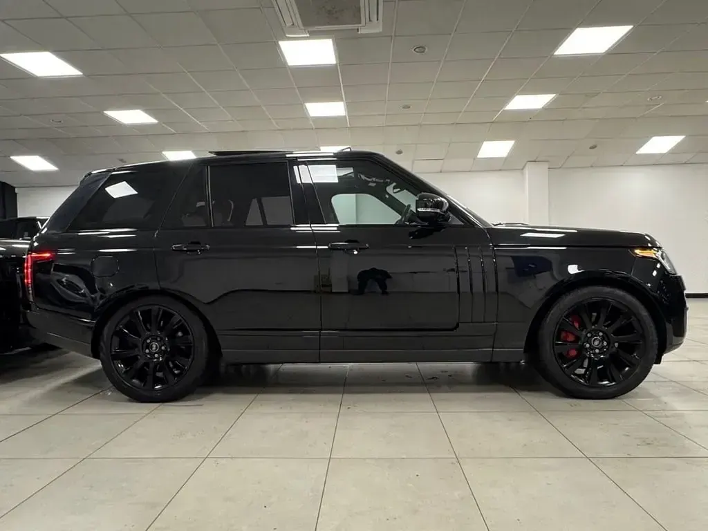 Gebraucht Land Rover Range Rover Vogue SE 339 PS (249 kW) 2014 Schwarz SUV