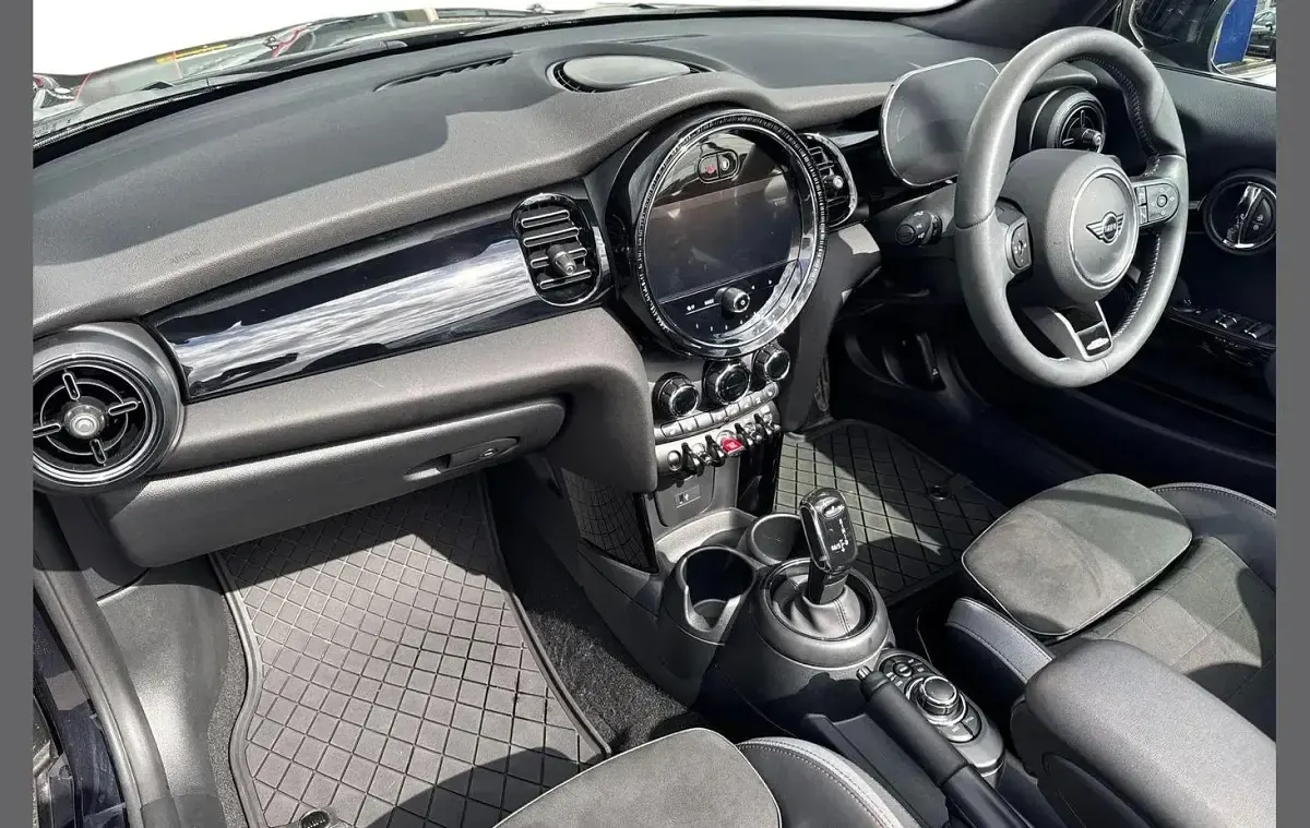 Used Mini Cooper S Cabriolet Comfort 188 HP (138 kW) 2024 Other Cabriolet