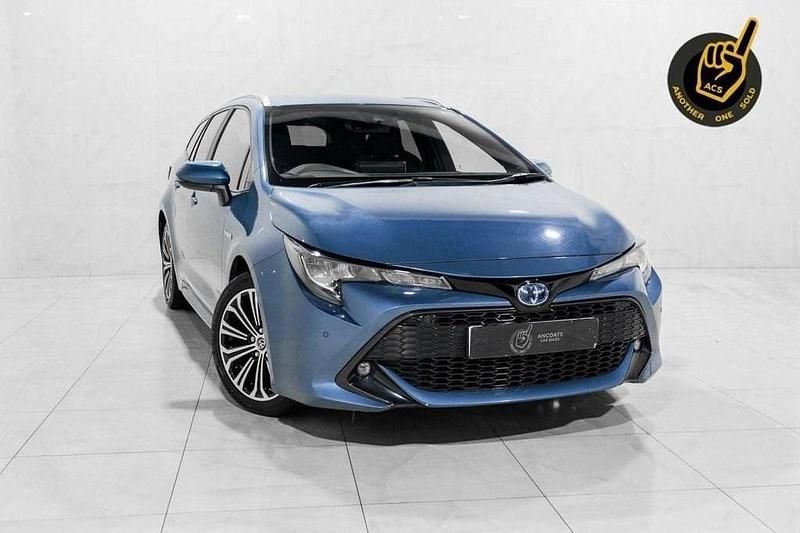 Used Toyota Corolla Design 122 HP (89 kW) 2020 Blue Estate