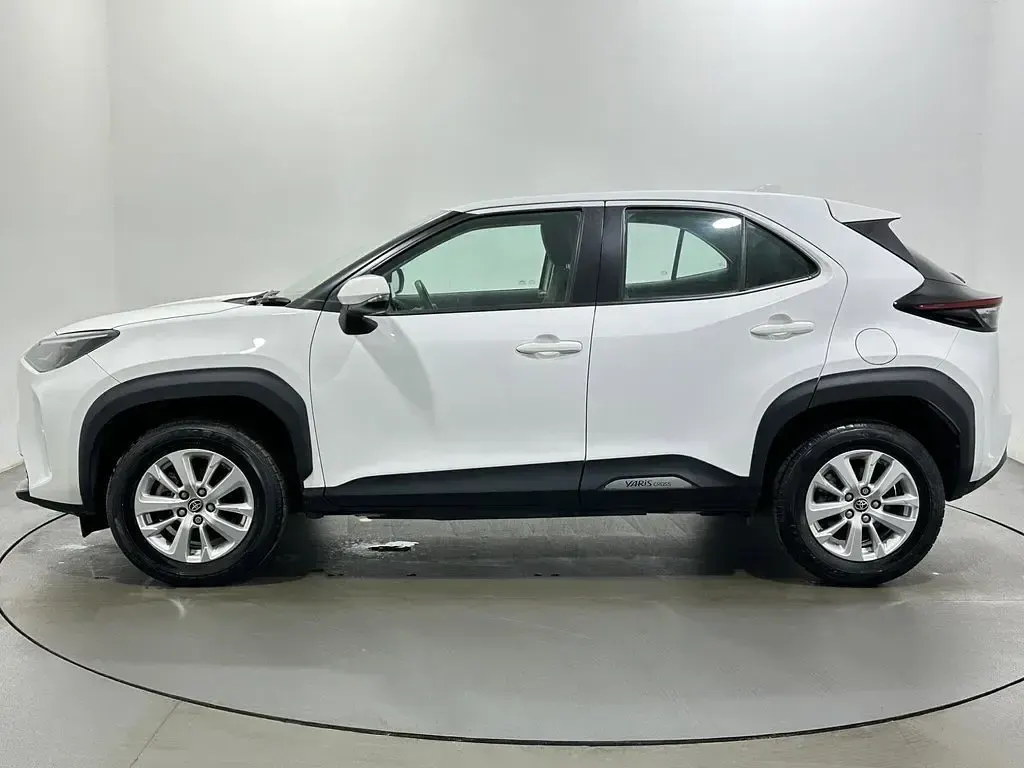 Used Toyota Yaris Cross 2022 White SUV