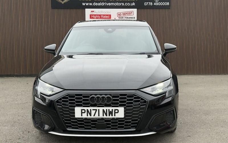 Used Audi A3 Sportback e-tron Sport 204 HP (150 kW) 2025 Hatchback