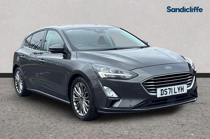 Used Ford Focus 125 HP (91 kW) 2022 Grey Hatchback