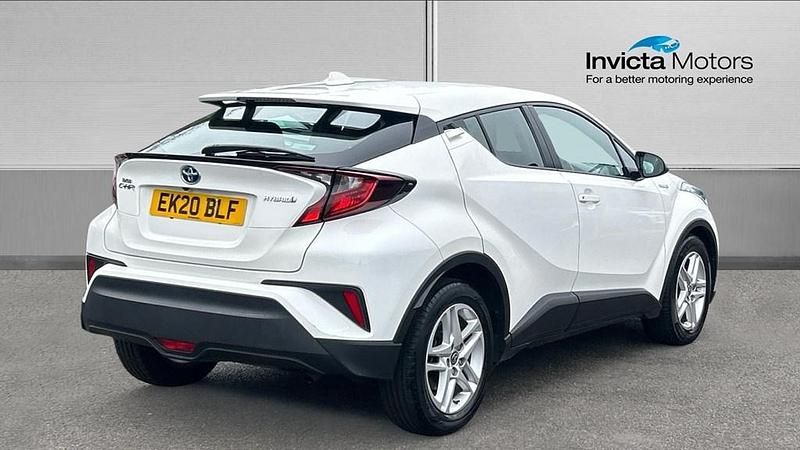 Used Toyota C-HR 122 HP (89 kW) 2020 White SUV