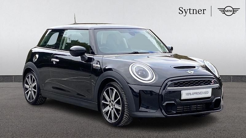 Black Used 2022 Mini Cooper S Classic Hatchback | £18,750 (Super price) - Image 1/4