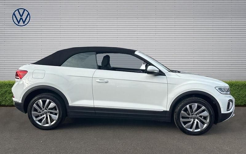 Usado VW T-Roc Cabriolet Style 150 HP (110 kW) 2025 Cabrios