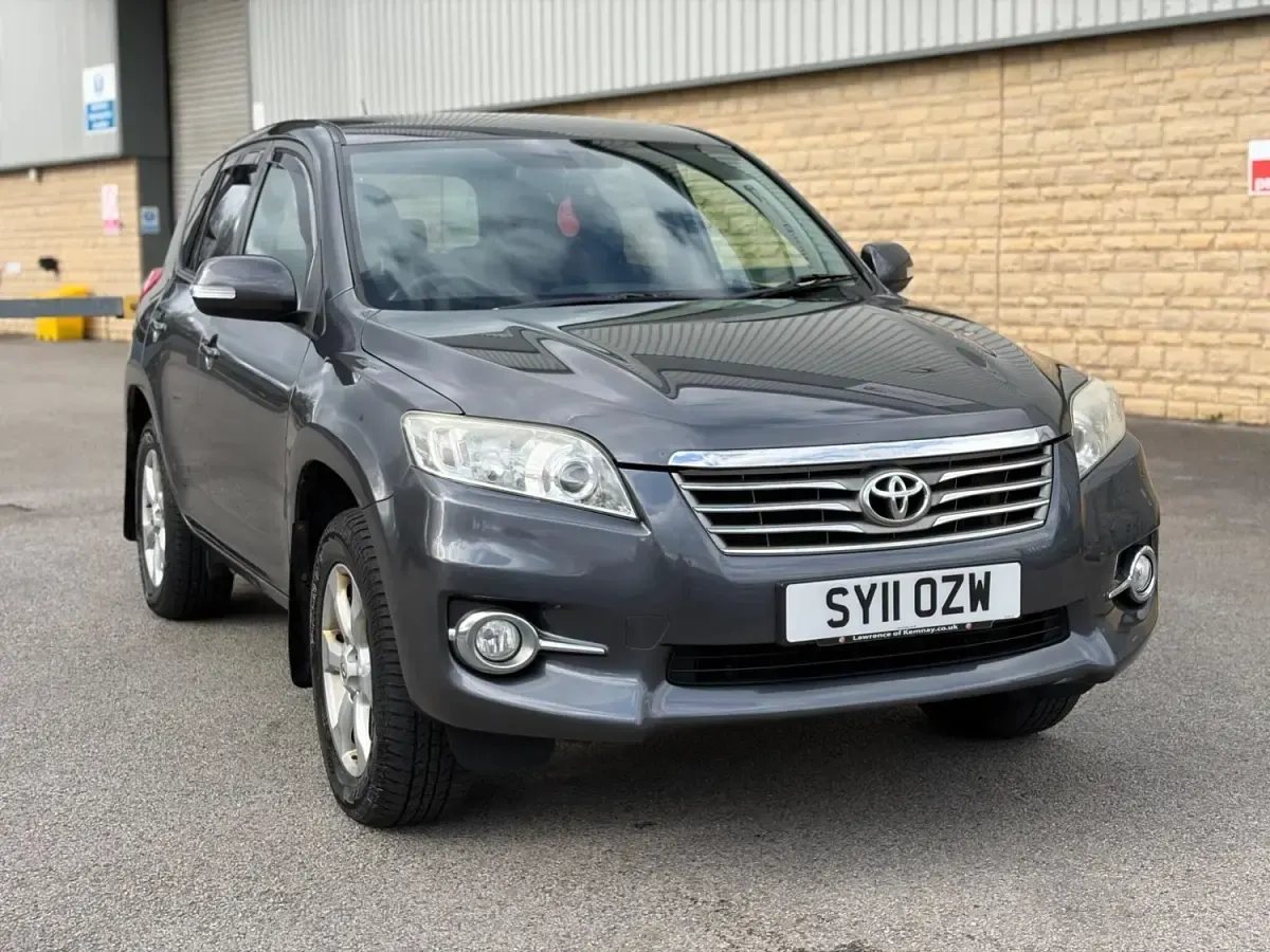Usado Toyota RAV4 2011 Cinzento SUV