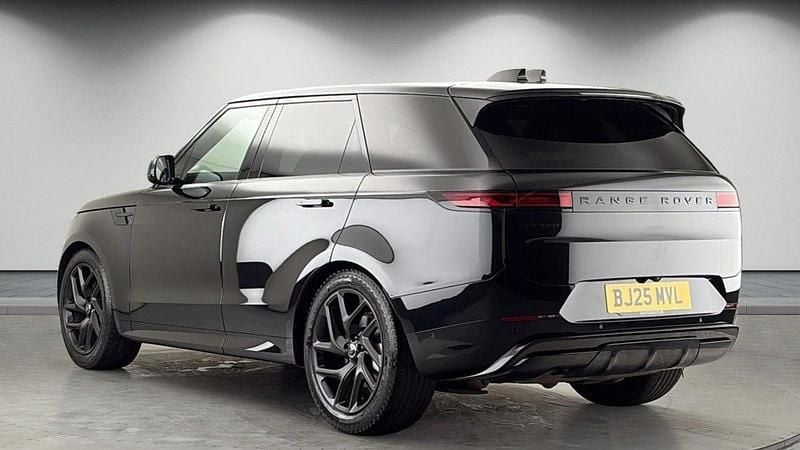 Used Land Rover Range Rover Sport SE Dynamic 300 HP (220 kW) 2025 Santorini black SUV