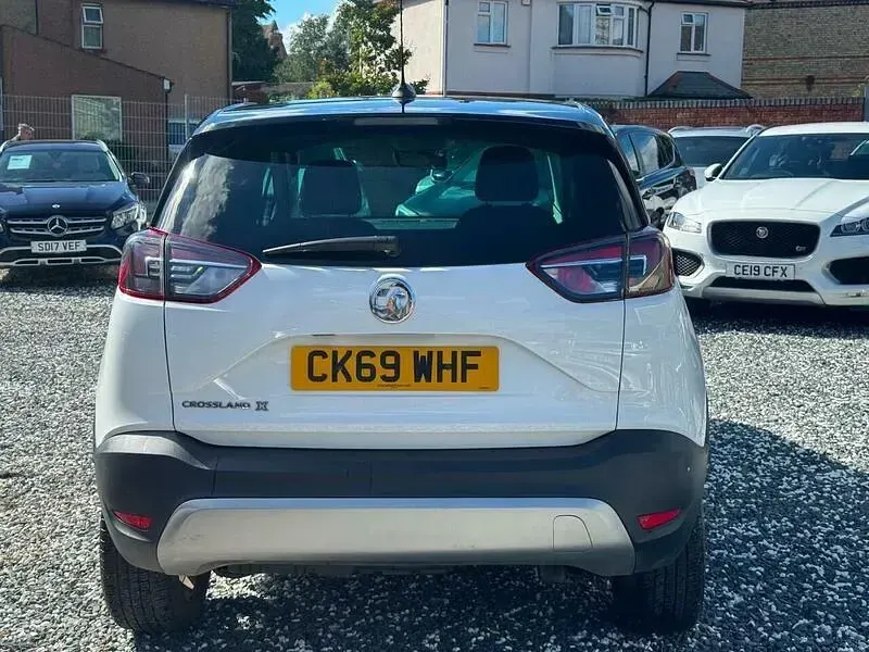 Used Vauxhall Crossland X Sport 120 HP (88 kW) 2019 White SUV