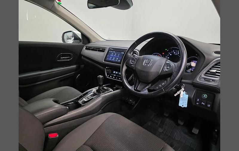 Used Honda HR-V SE 130 HP (95 kW) 2020 White SUV