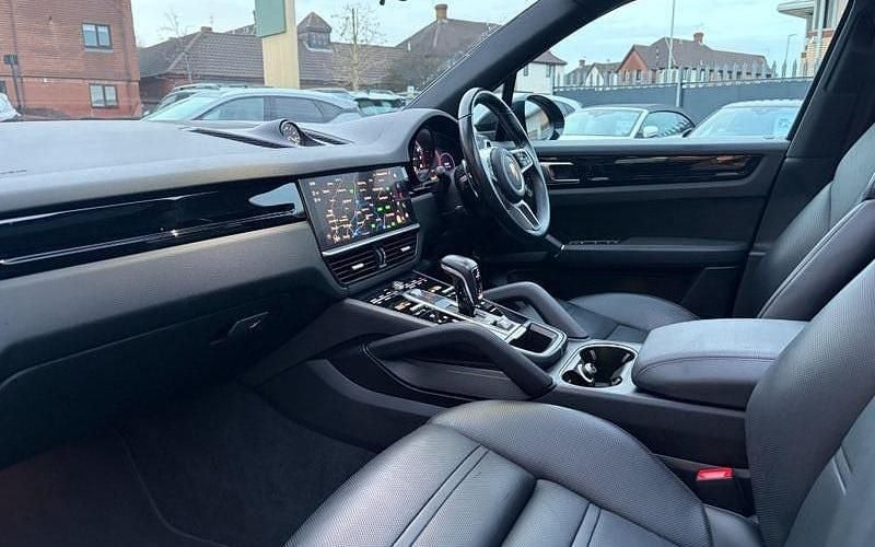 Used Porsche Cayenne 462 HP (339 kW) 2022 SUV