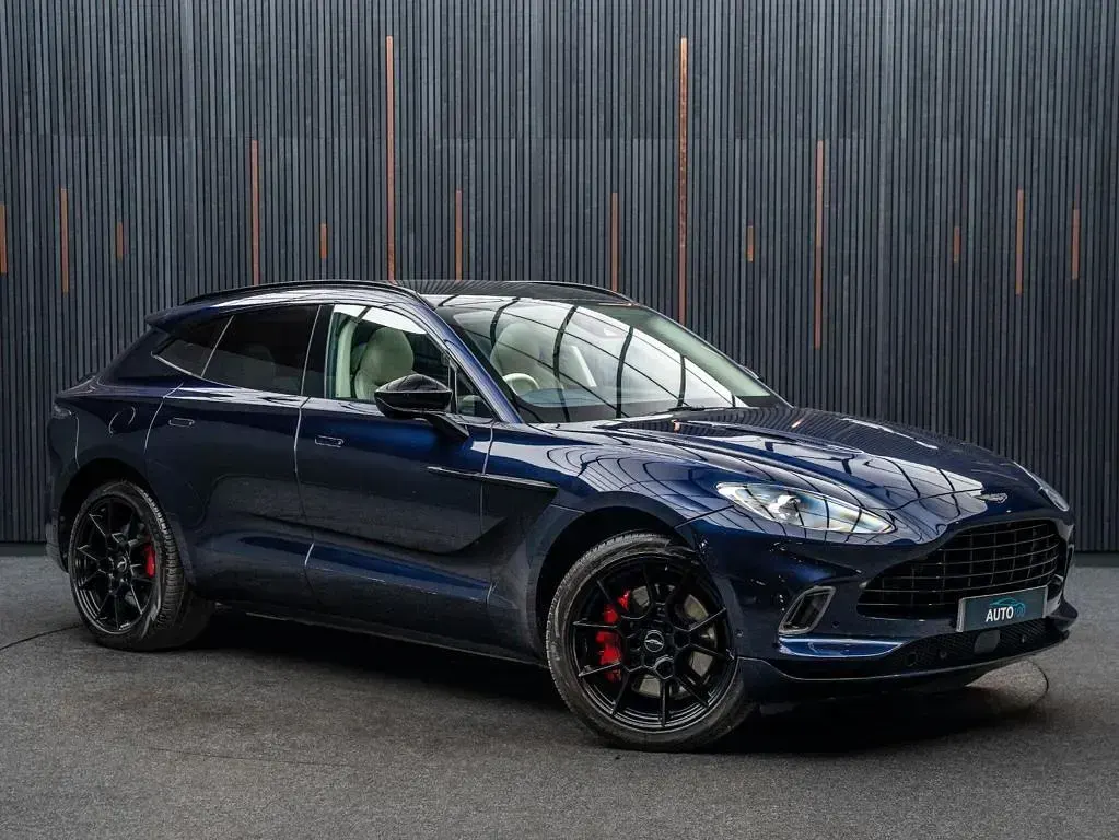 Used Aston Martin DBX 550 HP (404 kW) 2021 Blue SUV