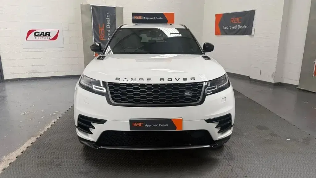 Used Land Rover Range Rover Velar HSE Dynamic 240 HP (176 kW) 2018 White SUV