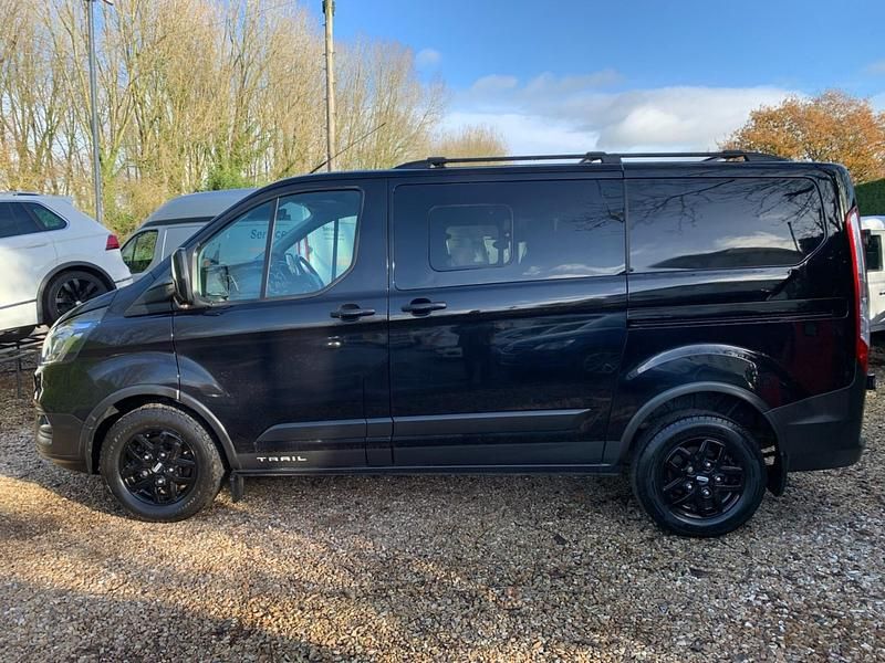 Used Ford Transit Custom 130 HP (95 kW) 2023 Black Estate