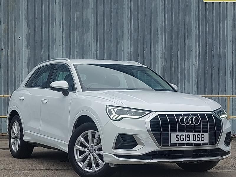 White Used 2019 Audi Q3 Sport SUV | £16,998 (A bit pricey) - Image 1/4