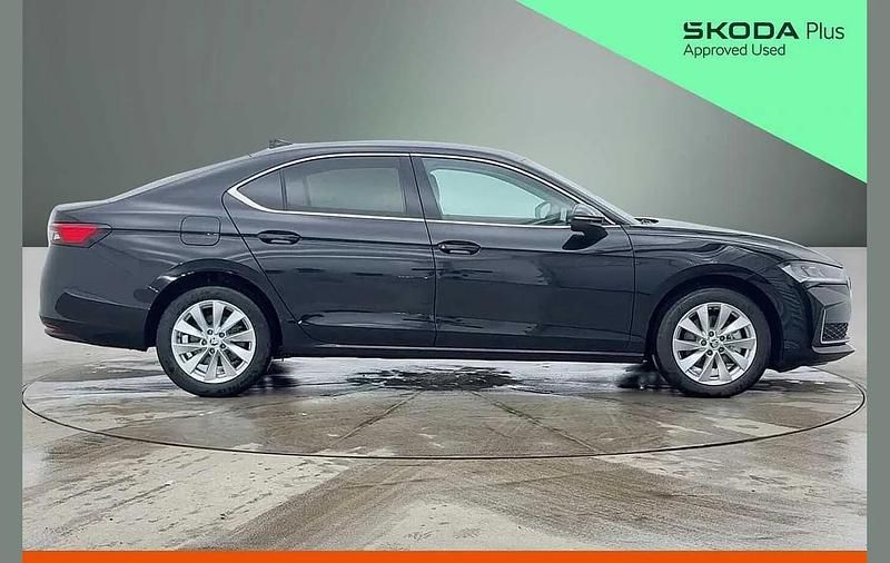 Used Skoda Superb SE Technology 147 HP (108 kW) 2024 Midnight black metallic Hatchback