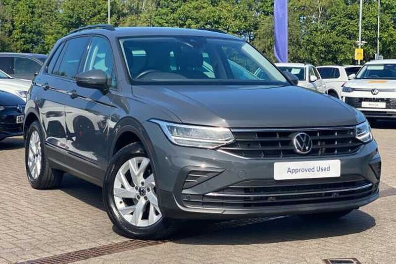 Used 2021 VW Tiguan Life SUV | £20,995 (Super price) - Image 1/4
