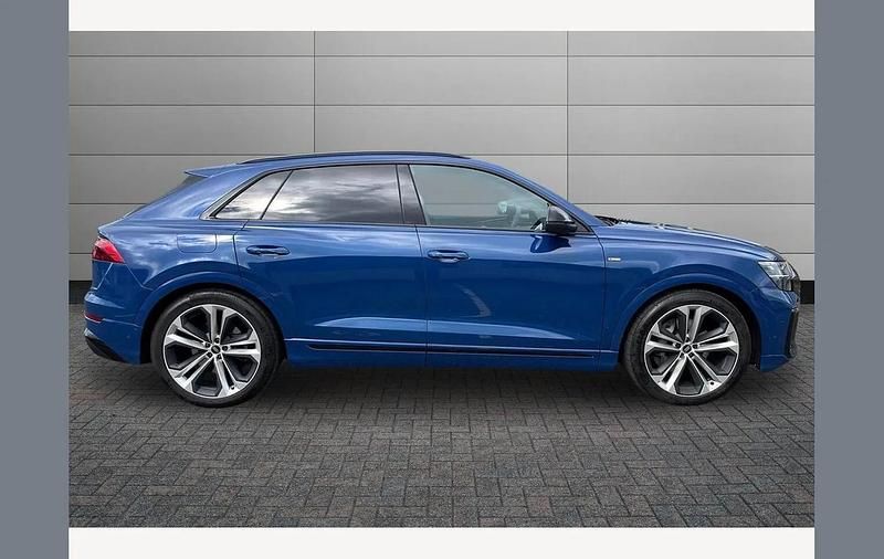 Used Audi Q8 Black Edition 286 HP (210 kW) 2025 Blue SUV