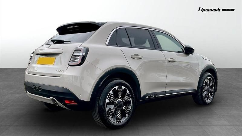 Used Fiat 600 La Prima 99 HP (72 kW) 2024 Brown SUV