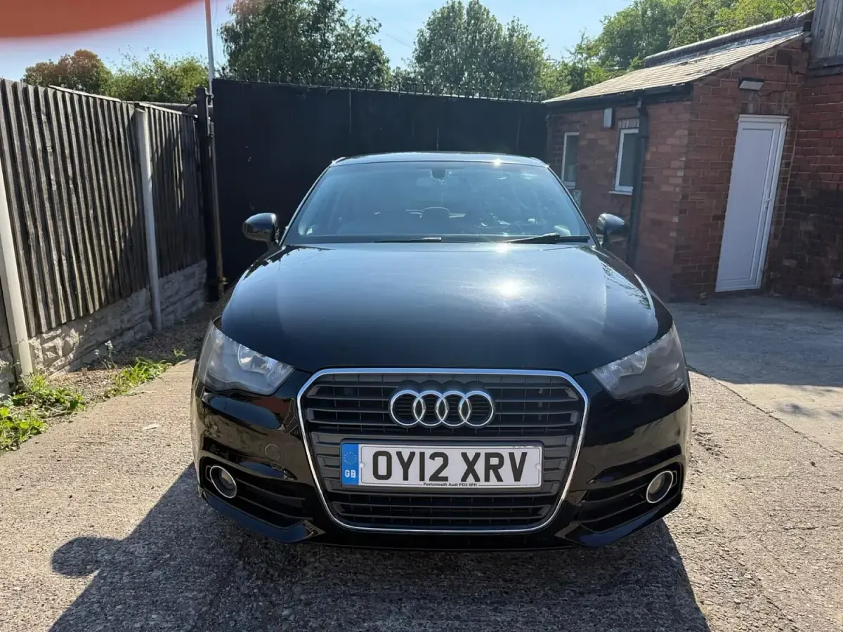 Used Audi A1 Sportback Sport 105 HP (77 kW) 2012 Black Hatchback