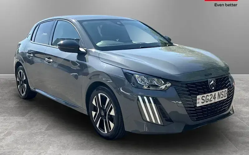 Used Peugeot 208 Allure 101 HP (74 kW) 2024 Hatchback