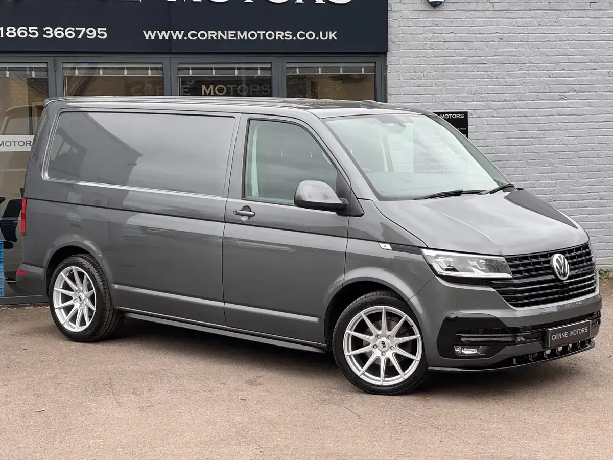 Used VW Transporter Highline 110 HP (80 kW) 2022 Grey Van