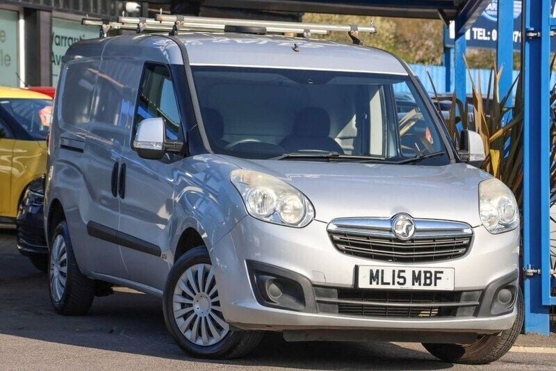 Silver Used 2015 Vauxhall Combo Sportive MPV | £6,991 - Image 1/3