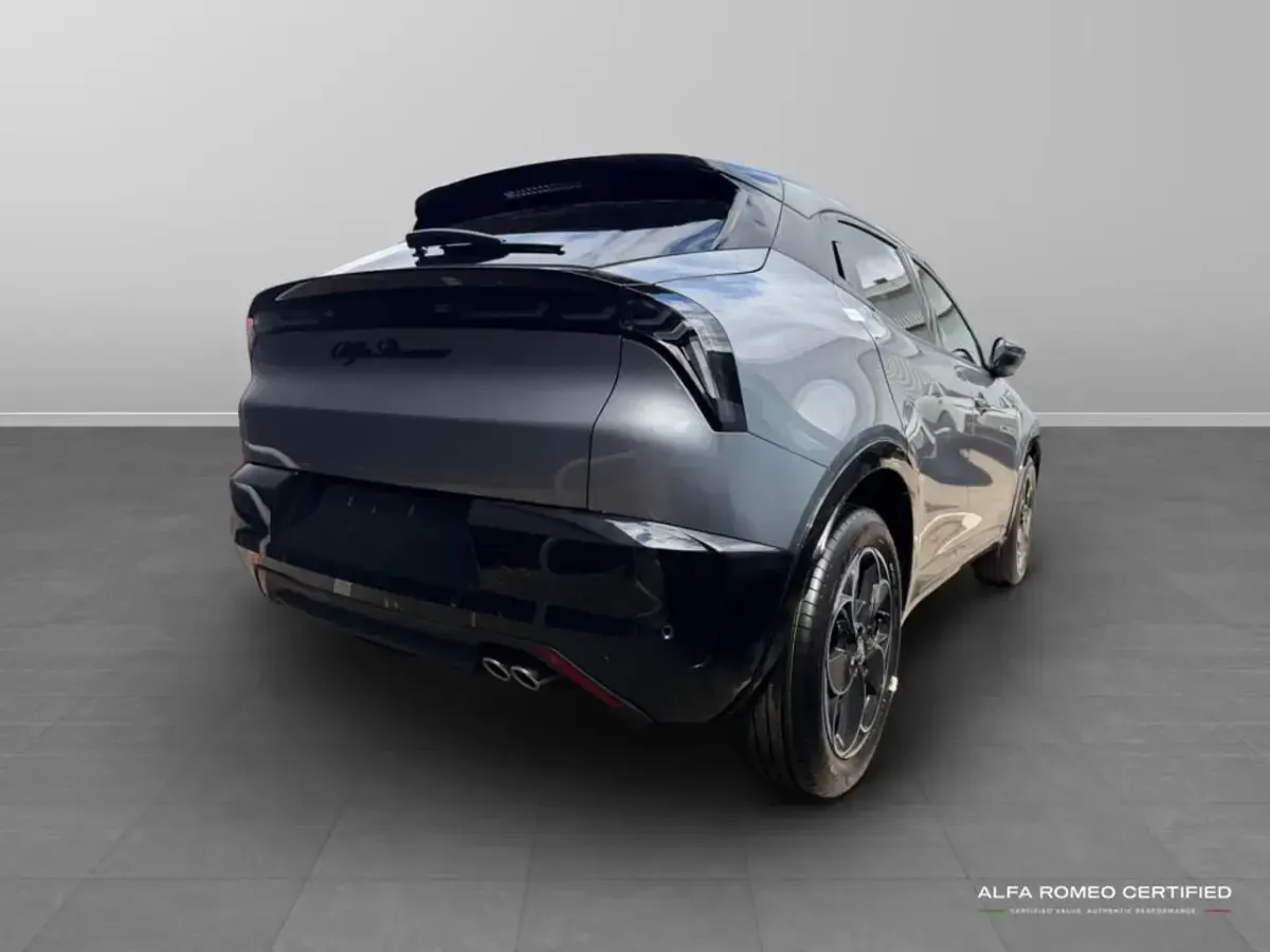 New Alfa Romeo Junior 134 HP (98 kW) 2026 Grey SUV