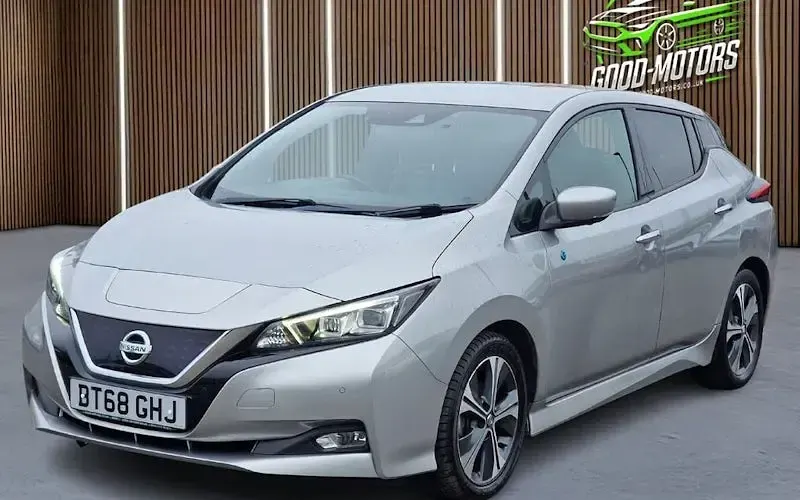 Used Nissan Leaf Tekna 110 kW (150 HP) 2022 Hatchback
