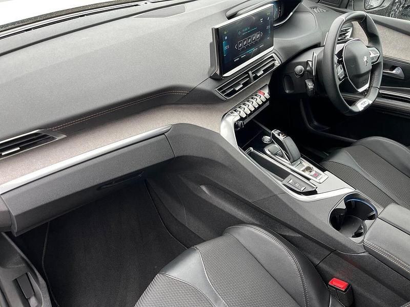 Used Peugeot 3008 GT 225 HP (165 kW) 2022 White SUV