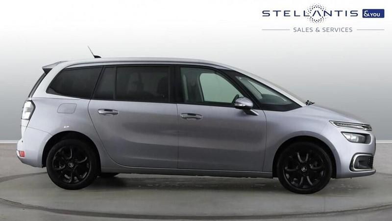 Used Citroën C4 SpaceTourer Flair 131 HP (96 kW) 2020 Grey MPV