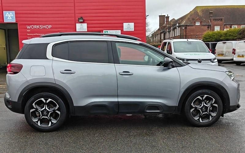 Used Citroën C5 Shine 131 HP (96 kW) 2023 Hatchback