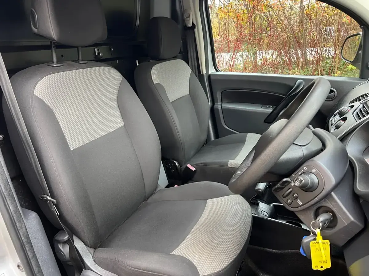 Gebraucht Renault Kangoo Business 2018 Silber Van