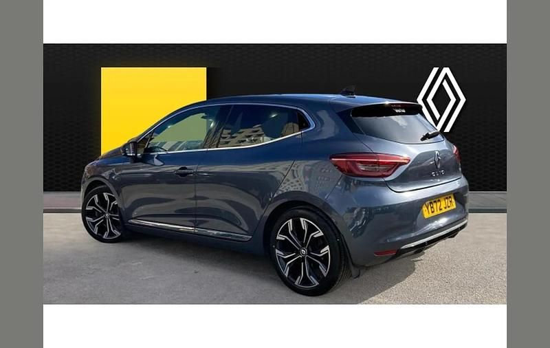 Used Renault Clio V Techno 145 HP (106 kW) 2022 Grey Hatchback