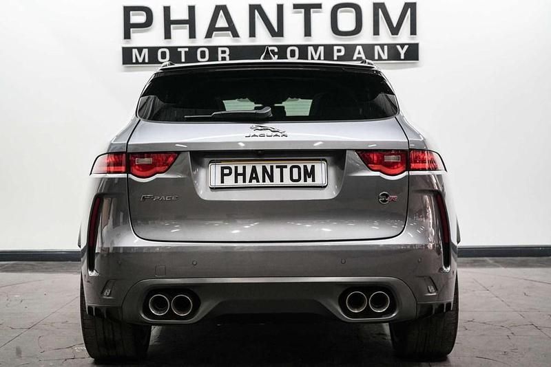 Used Jaguar F-Pace SVR 550 HP (404 kW) 2019 Grey SUV