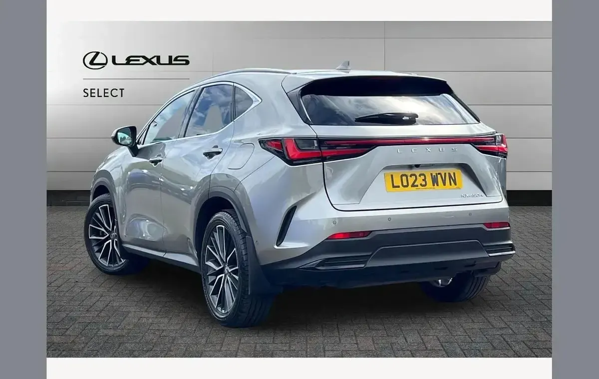 Used Lexus NX450h+ 306 HP (225 kW) 2023 Silver SUV