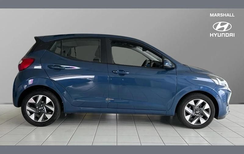 Used Hyundai i10 Advanced 63 HP (46 kW) 2025 Blue Hatchback
