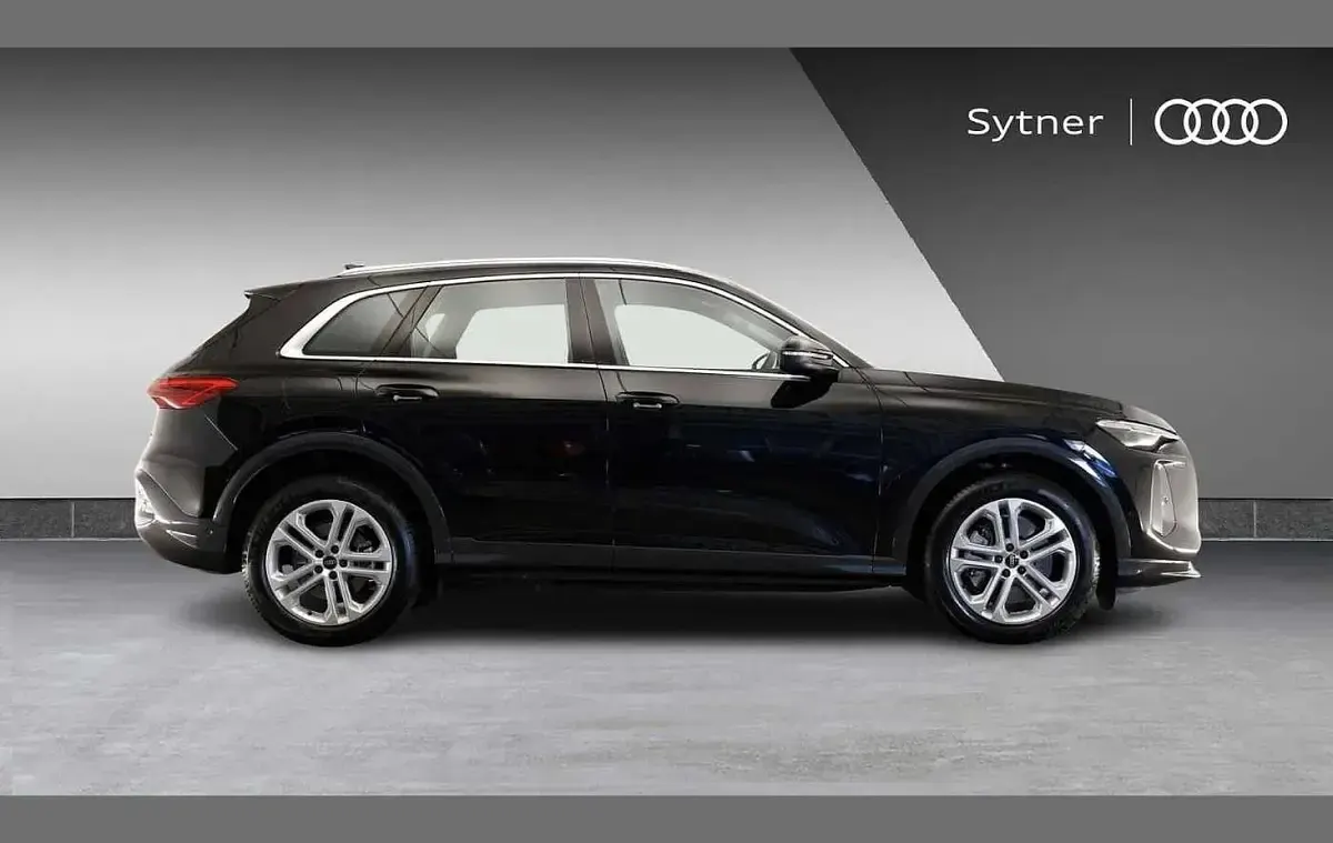 Used Audi Q5 Sport 204 HP (150 kW) 2025 Black SUV