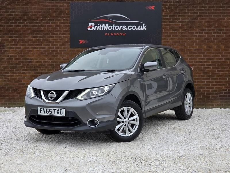 Used Nissan Qashqai Acenta 115 HP (84 kW) 2015 Grey SUV