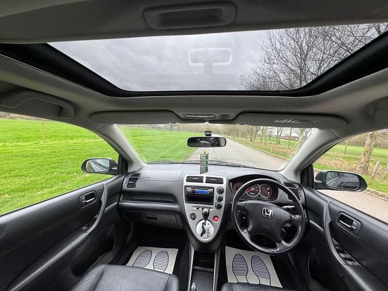 Used Honda Civic Executive 110 HP (80 kW) 2005 Black Hatchback