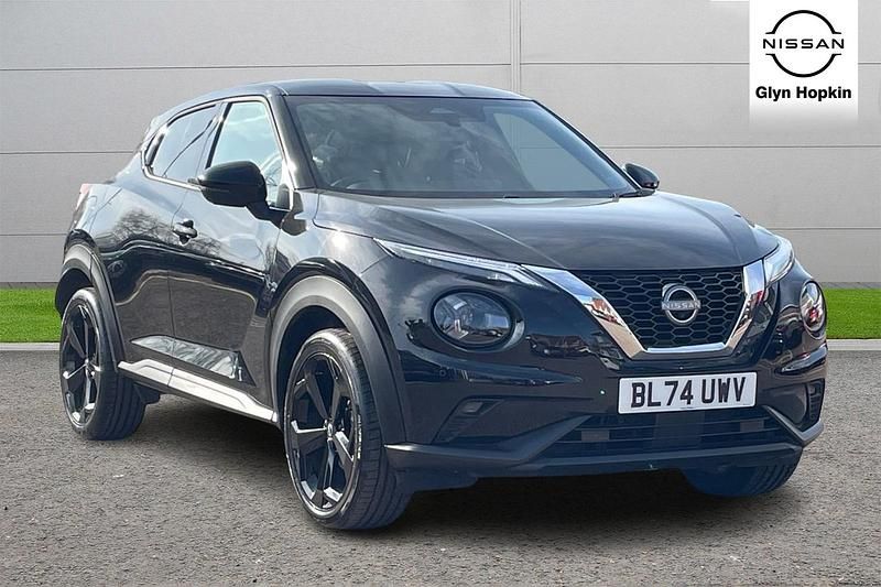 Black Used 2024 Nissan Juke Tekna SUV | £18,597 (Fair price) - Image 1/4