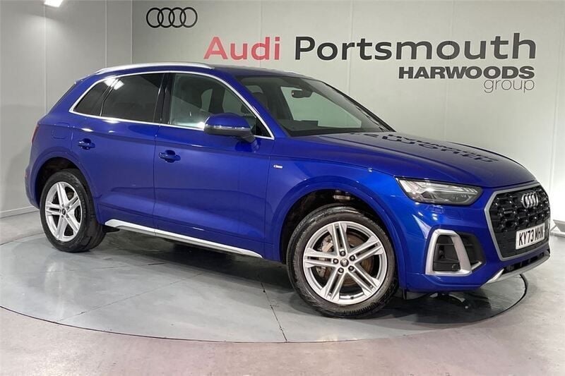 Blue Used 2023 Audi Q5 S-Line SUV | £33,890 (Fair price) - Image 1/4