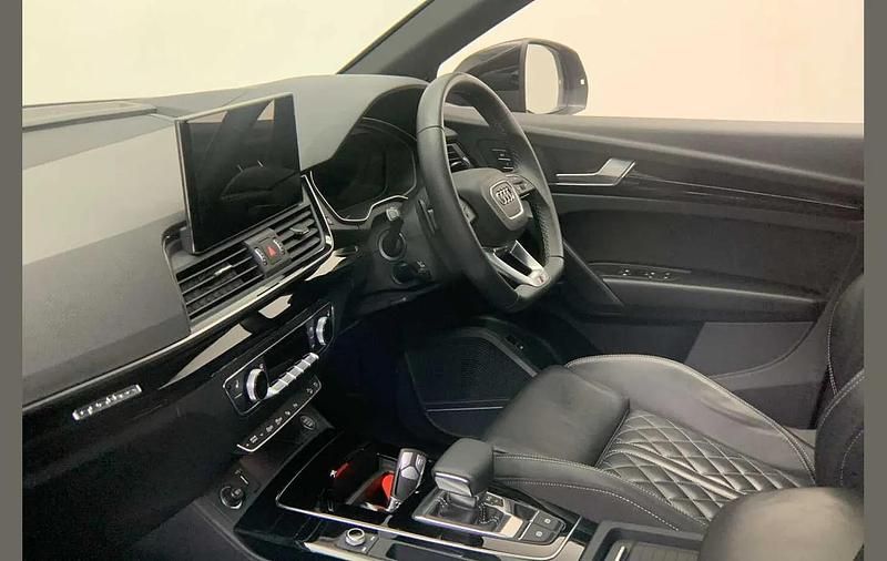 Used Audi Q5 Sportback Black Edition 261 HP (191 kW) 2023 Black SUV